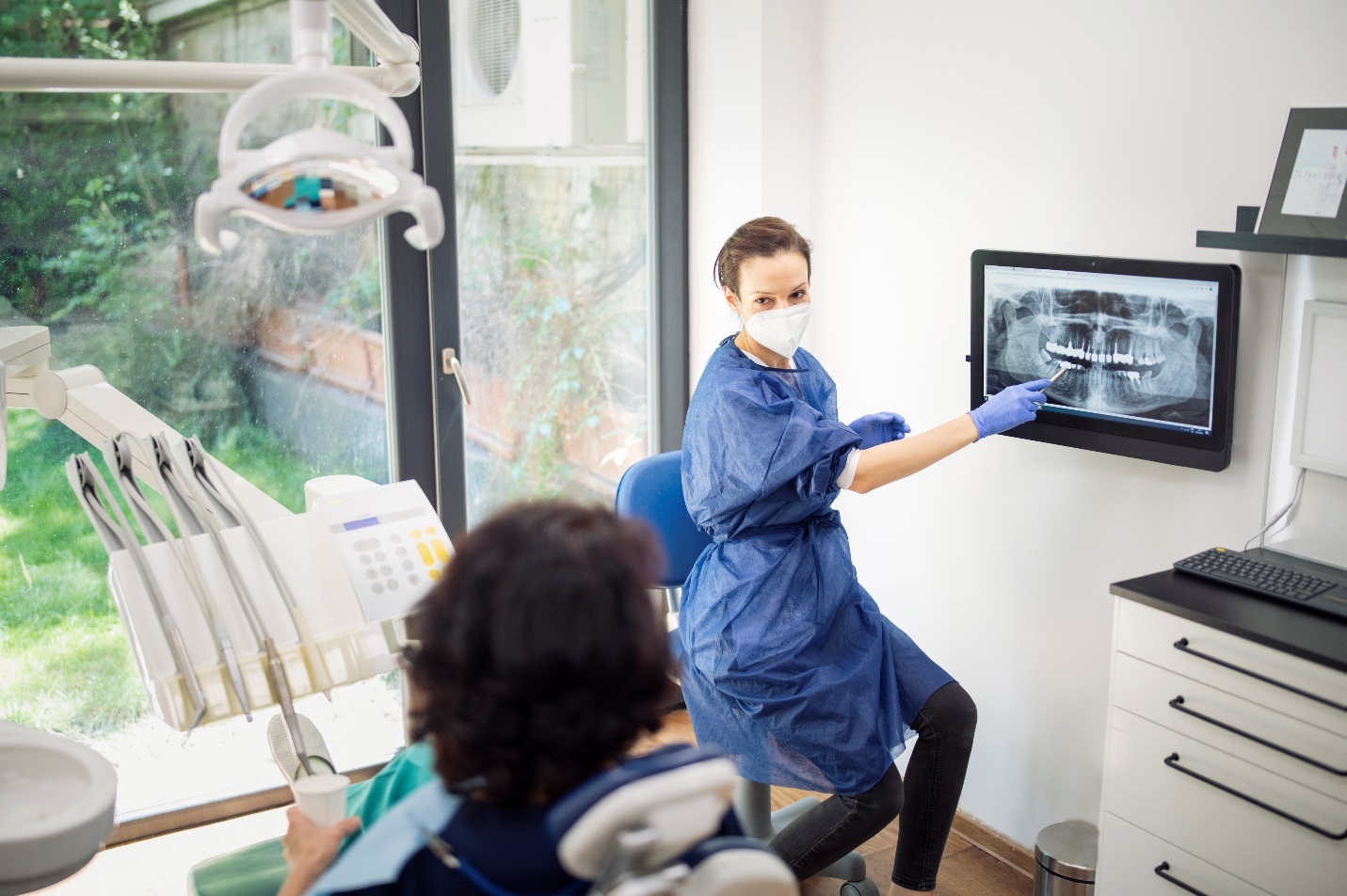 Medical Grade Panel PCs and Industrial Embedded Motherboards Help Drive X-Ray Imaging Technology